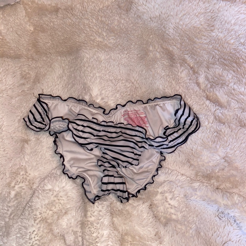 victoria’s secret bikini bottom